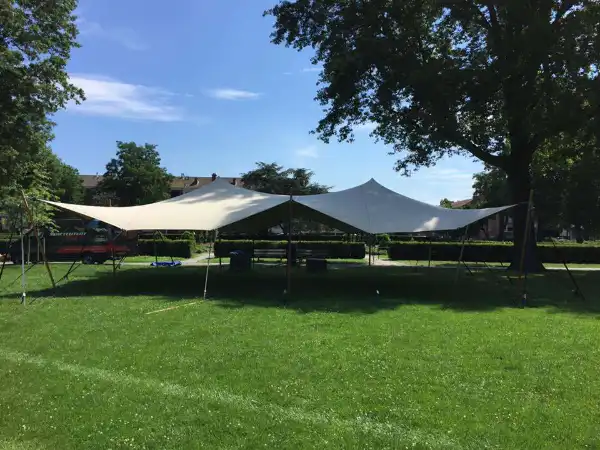 Stretchtent 10x12 110 staanplaatsen
